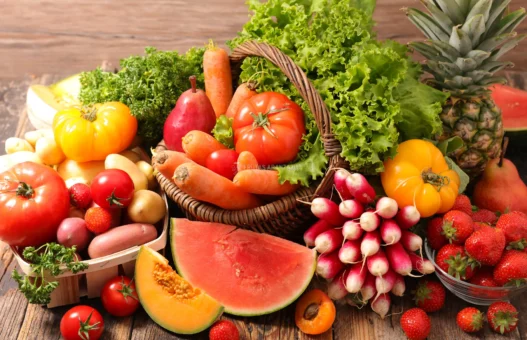 Tomate y Pimiento de Temporada para Fruterías en Villafranca de los Barros